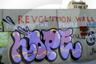 NEWS - Libanon: Protest-Graffitis in Beirut