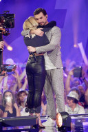 PEOPLE - Helene Fischer umarmt Florian Silbereisen in der TV-Sendung Schlagerboom 2019