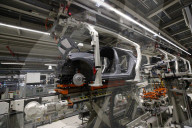 NEWS - Angela Merkel beim Produktionsstart des neuen Elektro-Volkswagen ID.3 im Werk in Zwickau
