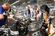 NEWS - Angela Merkel beim Produktionsstart des neuen Elektro-Volkswagen ID.3 im Werk in Zwickau