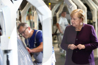 NEWS - Angela Merkel beim Produktionsstart des neuen Elektro-Volkswagen ID.3 im Werk in Zwickau