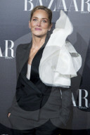 PEOPLE - Sharon Stone und ihr Sohn Roan Joseph Bronstein an Harper's Bazaar-Awards in Madrid