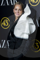 PEOPLE - Sharon Stone und ihr Sohn Roan Joseph Bronstein an Harper's Bazaar-Awards in Madrid