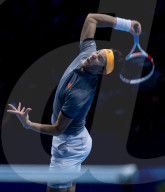 NEWS - Tennis: Roger Federer verliert gegen Thiem an the ATP Finals