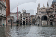 NEWS - Rekord-Hochwasser in Venedig