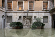 NEWS - Rekord-Hochwasser in Venedig