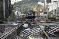 NEWS - Hongkong: Demonstranten legen weite Teile der Metropole lahm