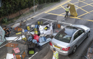NEWS - Hongkong: Demonstranten legen weite Teile der Metropole lahm