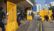 NEWS - Hongkong: Demonstranten legen weite Teile der Metropole lahm