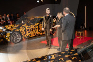 PEOPLE - Kunst trifft Design: Harald Glööckler bei der Vorstellung des Mercedes-Benz CLS