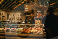 NEWS - Starbucks-Kette eröffnet ihr bislang grösstes Lokal in Chicago