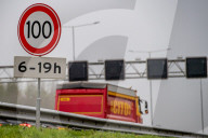 NEWS - Niederlande führt Tempo 100 auf Autobahnen ein