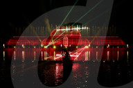 FEATURE -  Christmas at Kew: Die Royal Botanic Gardens erstrahlen im weihnachtlichen Glanz