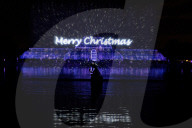 FEATURE -  Christmas at Kew: Die Royal Botanic Gardens erstrahlen im weihnachtlichen Glanz