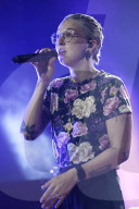 PEOPLE - Stefanie Heinzmann live bei einem Konzert ihrer 'All We Need Is Love'-Tour in Hannover