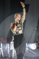 PEOPLE - Stefanie Heinzmann live bei einem Konzert ihrer 'All We Need Is Love'-Tour in Hannover