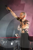 PEOPLE - Stefanie Heinzmann live bei einem Konzert ihrer 'All We Need Is Love'-Tour in Hannover