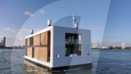 FEATURE - Leben auf dem Wasser im Luxus-Hausboot