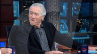 PEOPLE - Robert De Niro interviewt sich selbst bei Talkshow