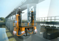 FEATURE - Schwebeboard für Bauinspektionen von Hochhäusern und Feuerwehr