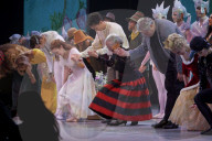 PEOPLE - Die royale dänische Königsfamilie bei der Ballettshow Die Eiskönigin im Tivoli