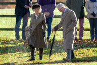 PEOPLE - Prinz Charles und Camilla besuchen Sonntagsmesse in Sandringham