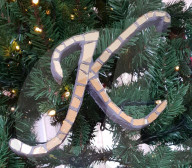 FEATURE - Der wohl am teuersten dekorierte Christbaum steht in Marbella