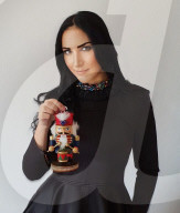 FEATURE - Der wohl am teuersten dekorierte Christbaum steht in Marbella