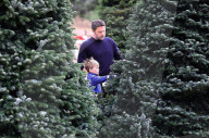 PEOPLE - Ben Affleck und Jennifer Garner mit den Kindern auf dem Christbaummarkt