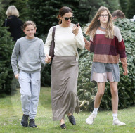 PEOPLE - Ben Affleck und Jennifer Garner mit den Kindern auf dem Christbaummarkt