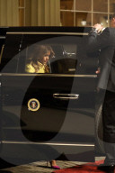 NEWS - London: NATO-Führer treffen zum Bankett bei der Queen ein
