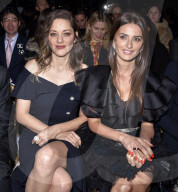 PEOPLE -  Front Row der Chanel Metiers D'Art show in Paris