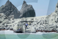 NEWS - Mindestens fünf Tote: Touristen von Vulkanausbruch auf White Island überrascht
