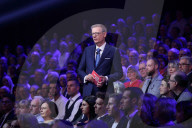 PEOPLE - RTL-Sendung "2019! Menschen, Bilder, Emotionen" Jahresrückblick