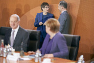 NEWS - Kabinettssitzung in Berlin