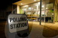 NEWS - GB Wahlen: Die Wahllokale öffnen frühmorgens