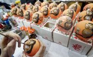 FEATURE - Weihnachtsschmuck aus Weissrussland