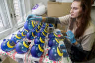 FEATURE - Weihnachtsschmuck aus Weissrussland