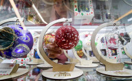 FEATURE - Weihnachtsschmuck aus Weissrussland