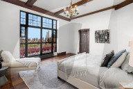 PEOPLE - Giorgio Armani kauft Penthouse seines Nachbarns in Manhattan für $17.5 million