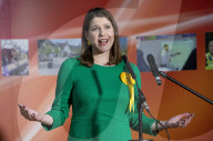 NEWS - GB Wahlen: Liberaldemokraten-Chefin Joe Swinson verliert ihren Parlamentsstitz