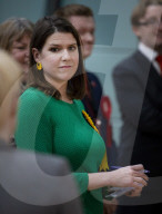 NEWS - GB Wahlen: Liberaldemokraten-Chefin Joe Swinson verliert ihren Parlamentsstitz