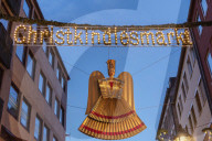 FEATURE -  Nürnberger Christkindlesmarkt