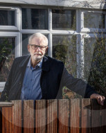 Jeremy Corbyn out and about, London, UK - 14 Dec 2019