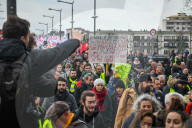 NEWS - Paris: Proteste gegen Reformpläne