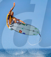 NEWS - Surfer Italo Ferreira gewinnt 2019 Billabong Pipe Masters Finals  Haleiwa, USA