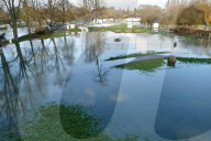 NEWS - GB: Die Themse führt Hochwasser