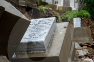 NEWS - Jüdischer Friedhof in Beirut von Unwetter wegggeschwemmt