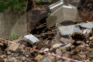 NEWS - Jüdischer Friedhof in Beirut von Unwetter wegggeschwemmt