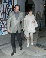 Joan Collins Is Elegantly Chic For Dinner Date With Husband Percy Gibson